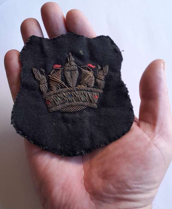 WW2 Merchant Navy Bullion Badge.