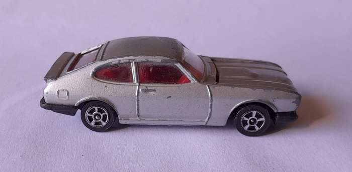 1980's Corgi Die Cast Ford Capri 3.0 S.  Opening Bonnet.