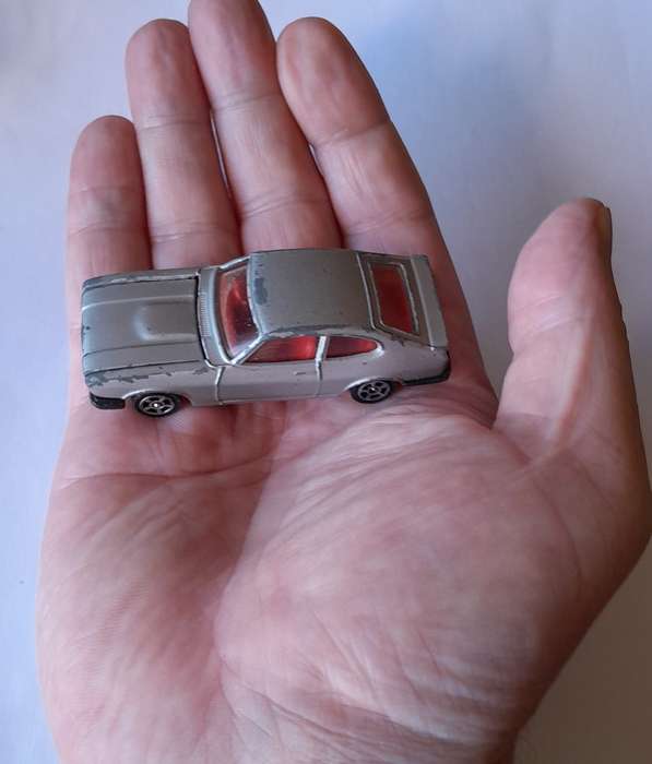 1980's Corgi Die Cast Ford Capri 3.0 S.  Opening Bonnet.
