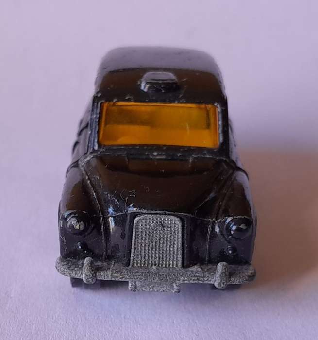 1970's Corgi Die Cast London Taxi.  Opening Doors.