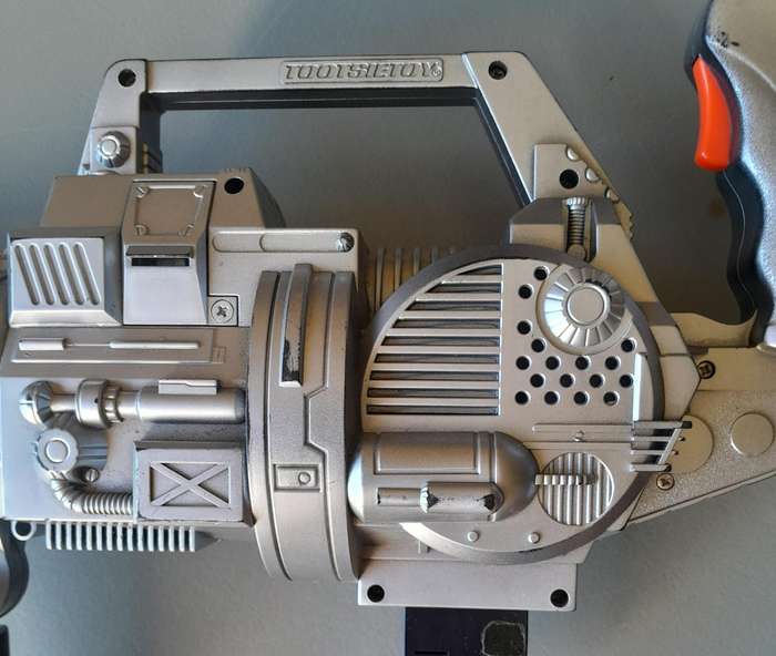 Vintage Tootsietoy  F/X Devastator Doom Electronic Chain Gun.  51cm.  Untested.