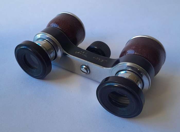 Pair Mid-Century Japanese Eikow Moonlight Opera Binoculars.  Excellent Condition.