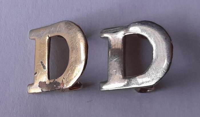 Vintage Pair "D" Company Shoulder Titles.  Lugs Intact.