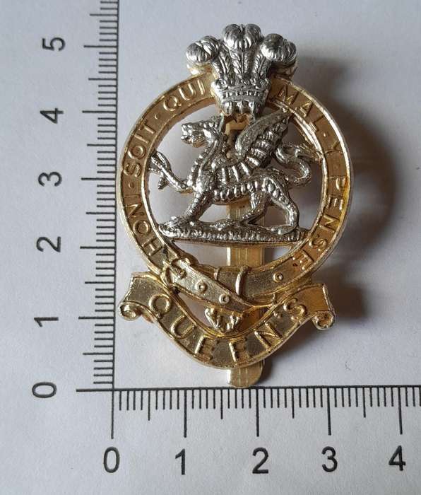 British Queens Regiment Anodised Aluminium Cap Badge.  JR Gaunt.  Slider Intact.