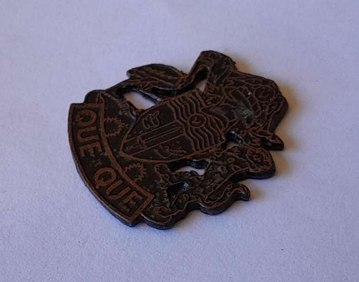 Rare Vintage Rhodesian "Que Que" Metal Badge.