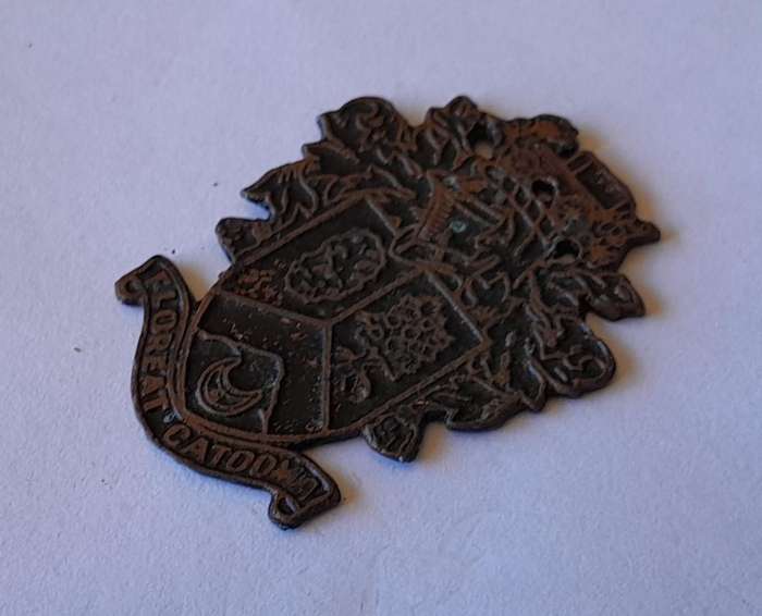 Rare Vintage Rhodesian "Florent Gatooma" Metal Badge.