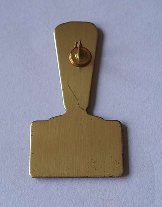 Vintage Warsteiner Village 96 Beer Enamel Beer Badge.