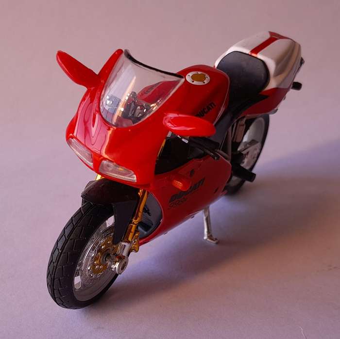 Vintage Bburago Die-Cast Ducati 998R. Scale 1/18.  11.5cm