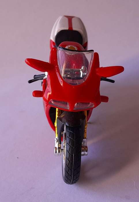 Vintage Bburago Die-Cast Ducati 998R. Scale 1/18.  11.5cm