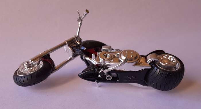 Vintage Maisto Die-Cast Custom Chopper.  13cm