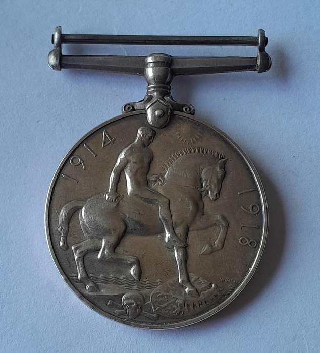 WW1 1914-1918 War Medal (Silver) to Cpl. P.L Van Heeden 6th S.A.I. (South African Infantry).