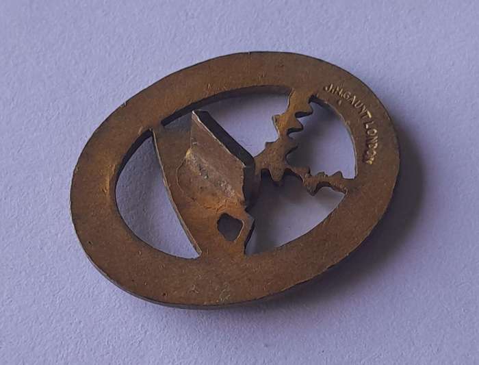 WW2 National Reserve Hertfordshire Sweetheart Badge.  JR Gaunt.  No Clasp.