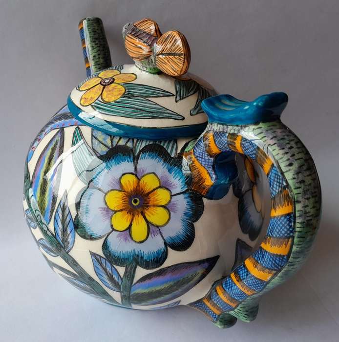 Ardmore Studio Hand Painted Lidded Teapot.  Made By Paulin.  Painted By Rosemary.  24cm X 16cm.