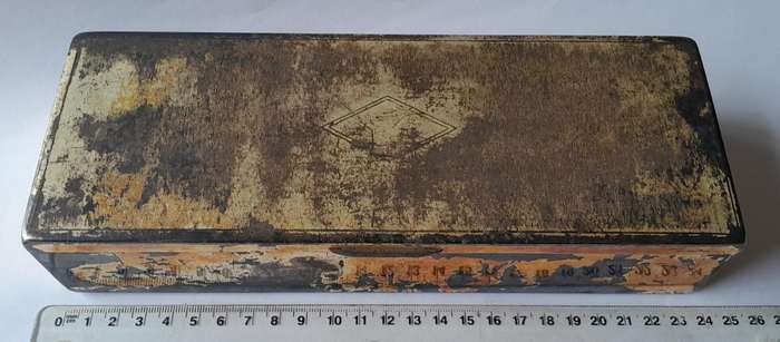 Antique  / Vintage Knitting Needle Collection In Old State Express Cigarette Tin.