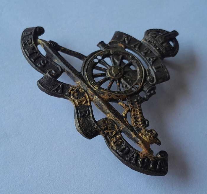WW2 Natal Field Artillery Cap Badge.  Lugs Intact.