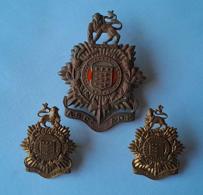 Early SA Army Service Corps Badge Set.  Cap & 2 Collars. (facing).  Lugs Intact.