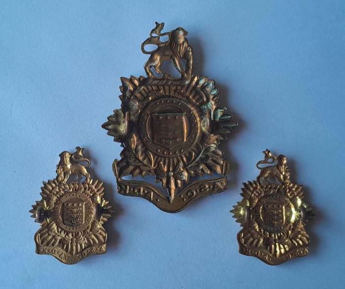 Early SA Army Service Corps Badge Set.  Cap & 2 Collars. (facing).  Lugs Intact.