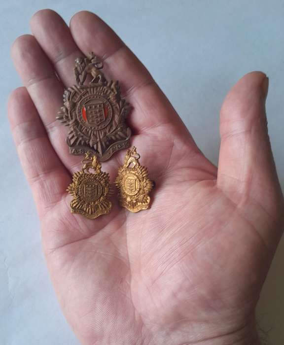 Early SA Army Service Corps Badge Set.  Cap & 2 Collars. (facing).  Lugs Intact.