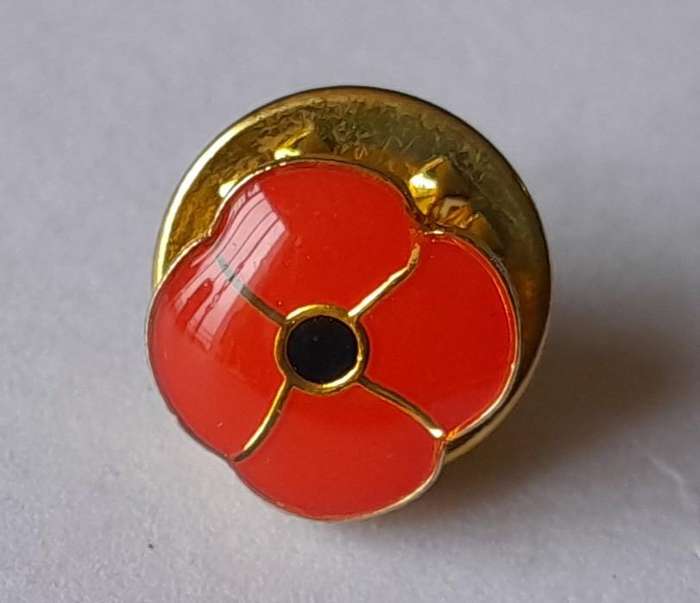 Set of 3 Patriotic Enameled Lapel Badges.