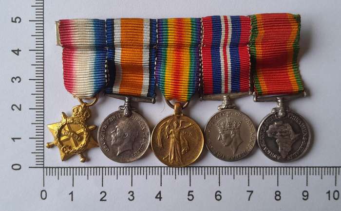 WW1 - WW2 Miniature Medal Group.  5 x Medals.