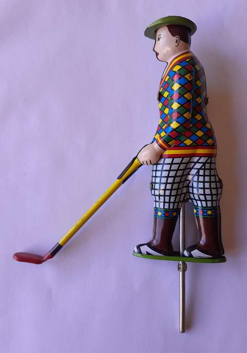 Vintage Tin Plate Table Top Wind Up Mechanical "Play Golf" Game