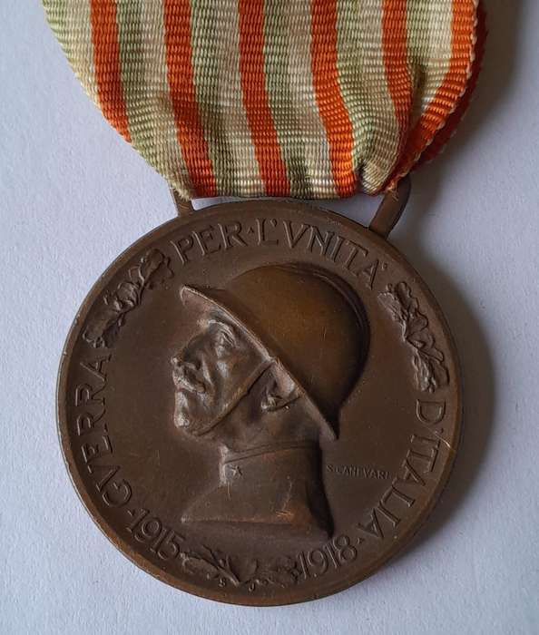 1915-1918 Italo-Austrian War Medal.