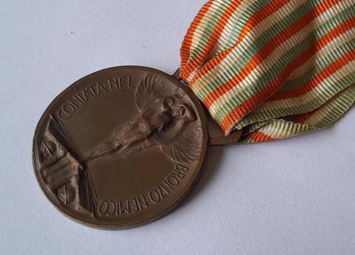 1915-1918 Italo-Austrian War Medal.