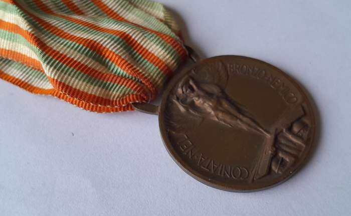 1915-1918 Italo-Austrian War Medal.