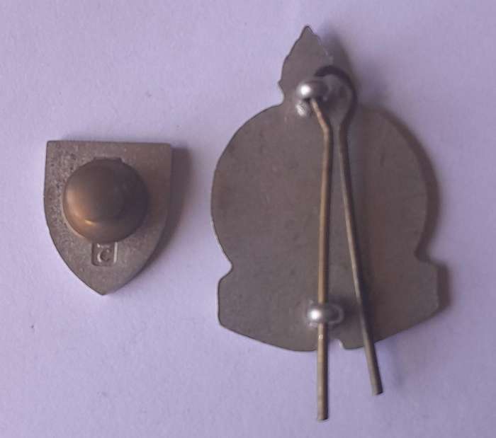 Collection of 2 Vintage Voortrekker Badges.