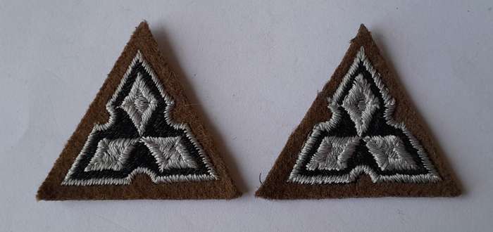 Pair SA Army SWATF Major Rank Badges.