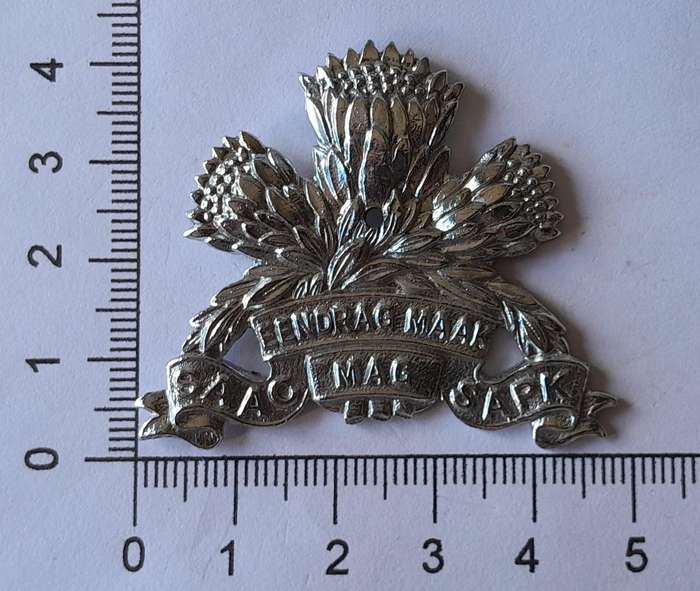 South African Armoured Corps Cap Badge.  No Lugs.