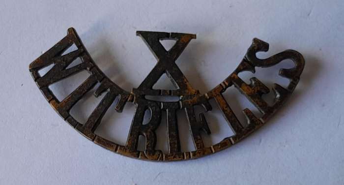 Early Witwatersrand Rifles Shoulder Title.  No Lugs.