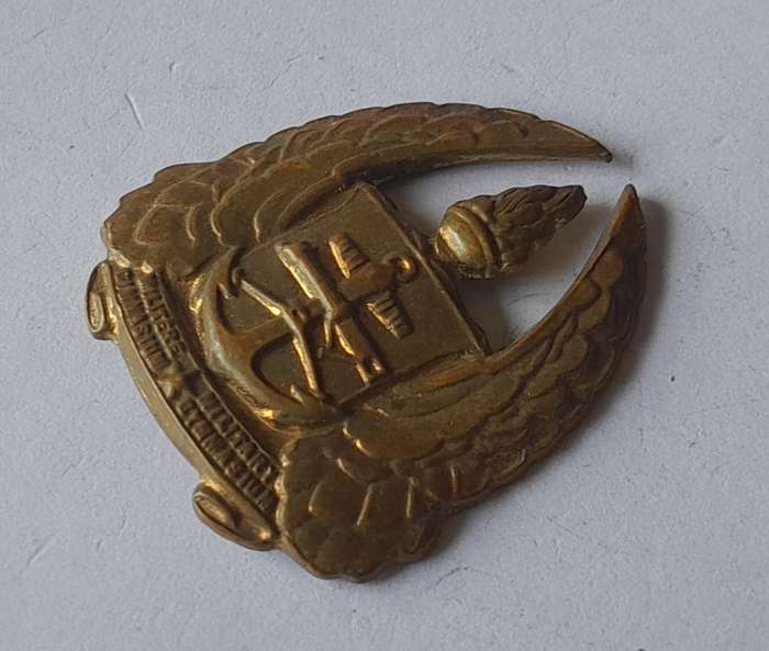 SADF Gymnasium Collar Badge.  No Lugs.