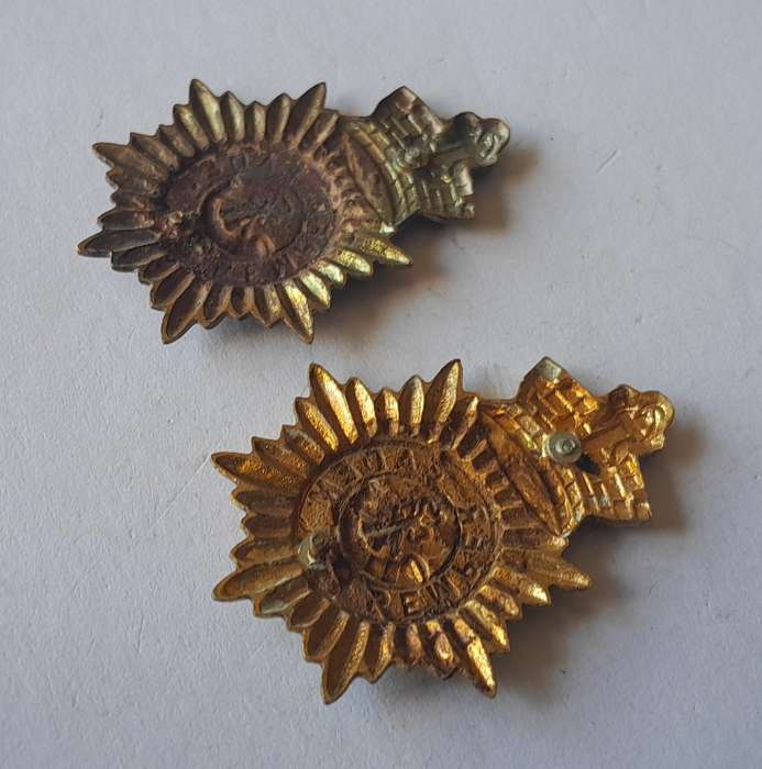 Pair SA Army Cape Town Rifles Collar Badges.  No Lugs.