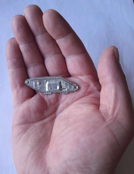 Tank Corps Sleeve Badge.