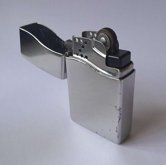 Rare Vintage Zippo Blu2 Polished Chrome Lighter.