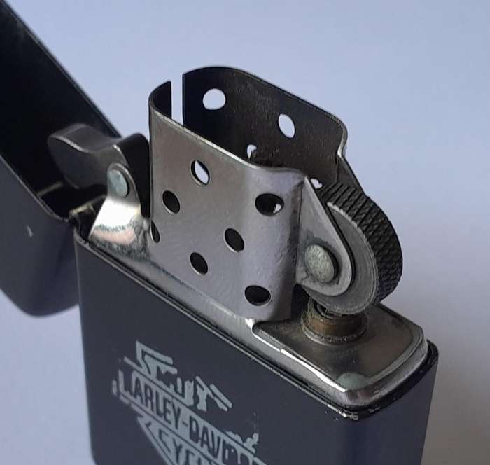 Vintage Zippo Harley Davidson Matt Black Lighter.