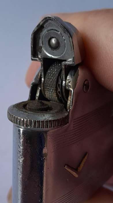 1950's Ronson Varaflame Butane Lighter.  Made In England.