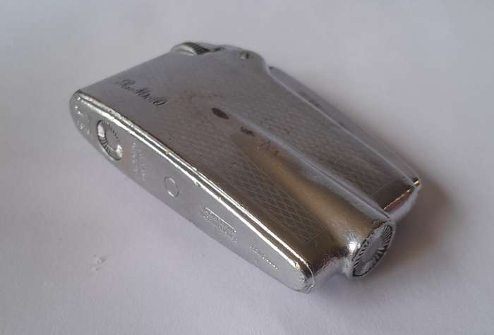 1950's Ronson Varaflame Butane Gas Lighter.  Made In France.