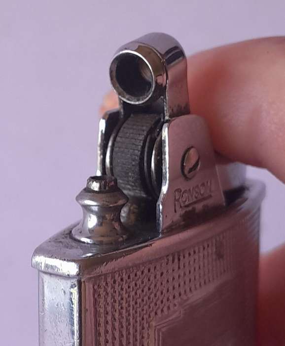 1960's Ronson Cadet Petrol Lighter.  Made In England.