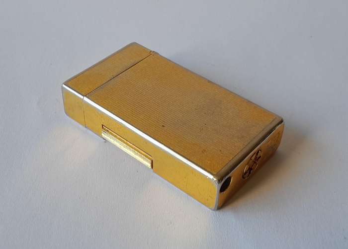 Vintage "Duval 800" Goldtone Butane Gas Lighter.