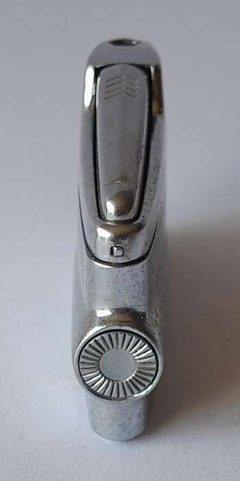 1950's Ronson Varaflame Butane Gas Lighter.  Made In England.