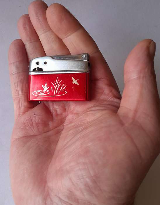1960's/70's Chinese "Sunflower" Lighter.