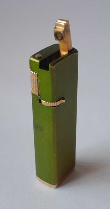 Vintage "Ruslite" Butane Gas Lighter.
