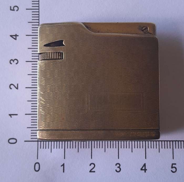 Vintage Japanese "Polka" Goldtone Butane Gas Lighter.