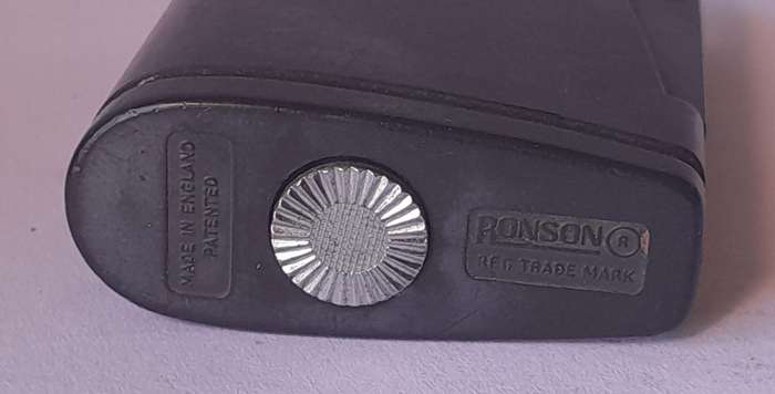 1960's/70's Ronson Comet Butane Gas Lighter.