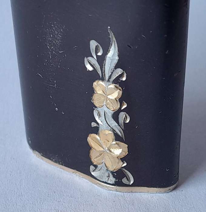 1950's Ronson Varaflame Starfire Lighter.  Woodbridge, U.S.A.