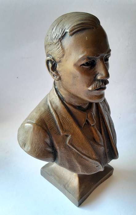 1987 Phil Minnaar Cold Cast Bronze Bust Of Danie Theron (Boer War Icon). Signed.  19cm.