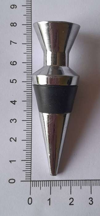 Vintage Solid Metal Sommelier Wine Bottle Stopper.