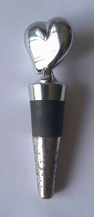 Vintage Solid Metal Sommelier Wine Bottle Stopper. (Carrol Boyes Style).